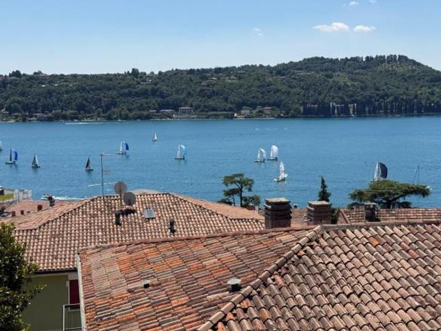 Centralissimo Salò, vista lago, vendesi villetta a schiera