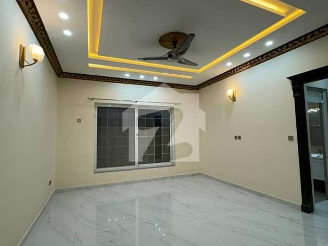 Centrally Located Upper Portion For Rent In I 8 Available