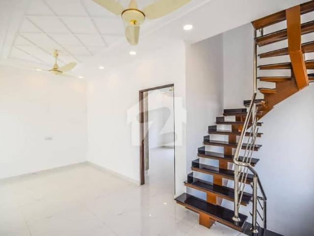Centrally Located House For Rent In Lake City Meadows Available