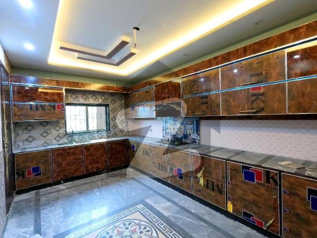 Facing Park 10Marla Brand New House Walking Distance 300 Feet Main Boulevard Road Al Jalil Garden