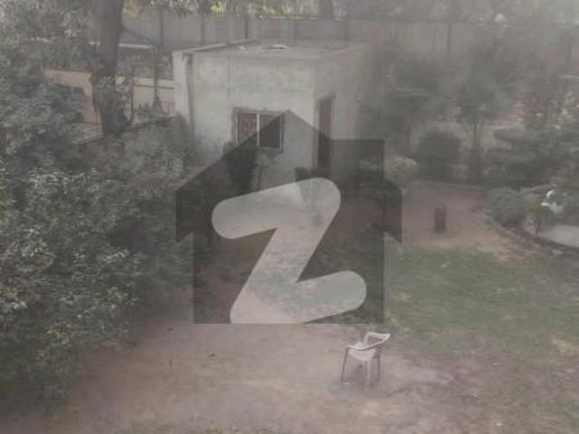 Centrally Located House In Garden Town Ahmed Block Is Available For Sale Garden Town Ahmed Block