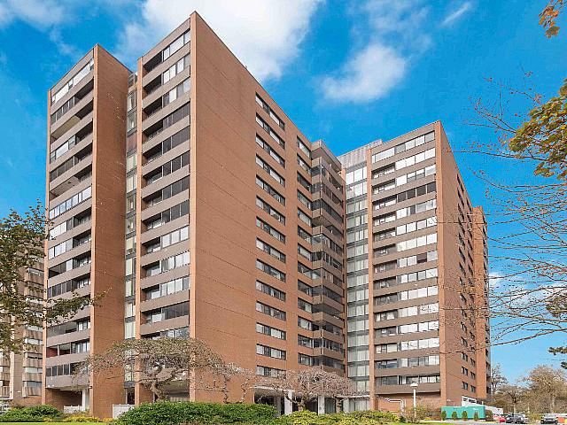 Centrally Located In The South End, Close To Everything!