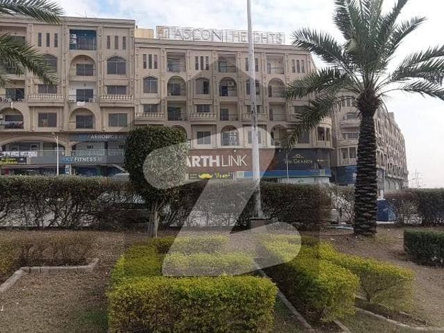 Centrally Located On Excellent Location Shop Available In Bahria Town Civic Centre For sale