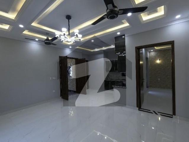 Centrally Located Prime Location House In Central Park Block G Is Available For Sale Central Park Block G