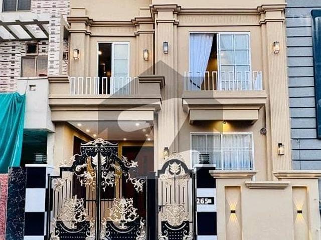 Furnished 5 Marla House available for sale Phase 1 Block DD Citi Housing Gujranwala