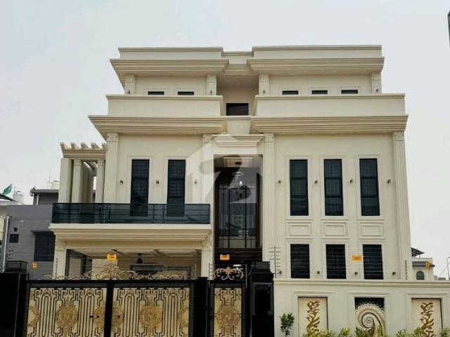 Centrally Located Prime Location House In Citi Housing Society Is Available For sale