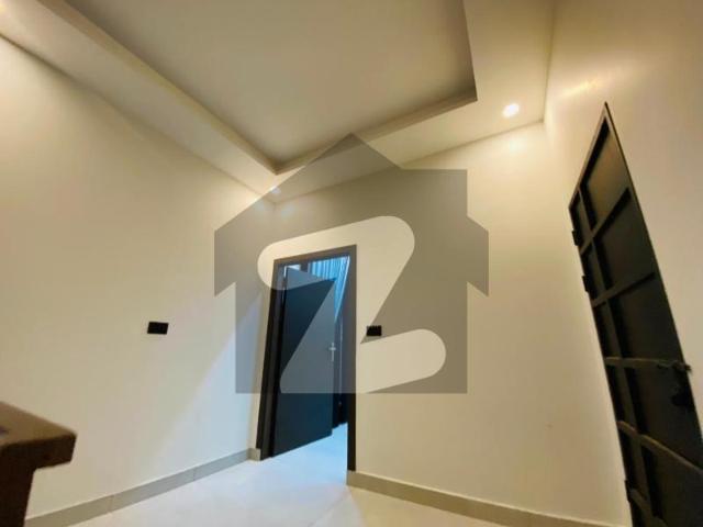 At 80 ft Road 10 Marla Beautiful House for sale citi Housing Gujranwala Citi Housing Society