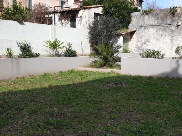 Centre