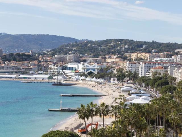 Centre Croisette 85m² Cannes