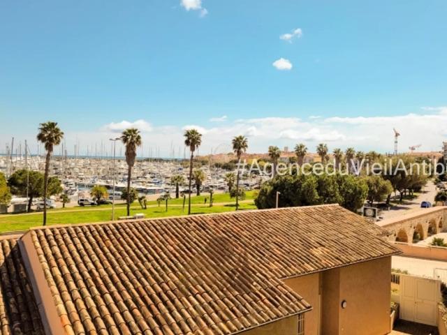 Centre Antibes Studio 26M2 + Loggia