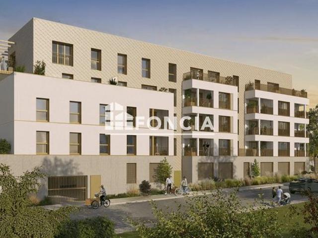 Centre bourg lumineux appartement T2, balcon, parking, belles prestations