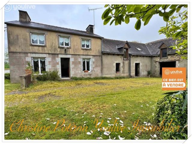 Centre Bretagne SAINT THELO maison T6 sur 1600m2