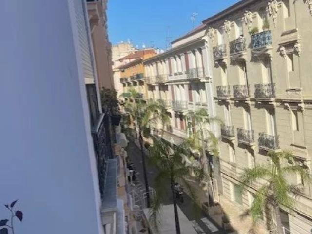 Centre de Beausoleil Appartement Spacieux