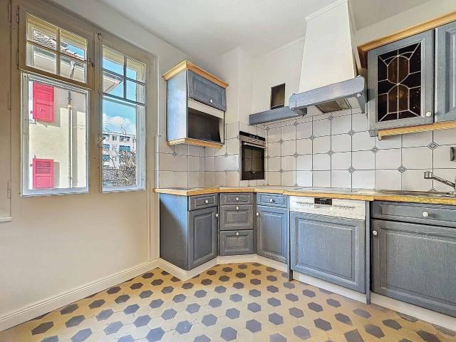 Centre de Lausanne Villa individuelle de 6.5 pièces | dreamo. Ch