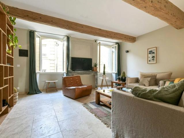 Centre historique d’Uzès: très bel appartement de 87 m²