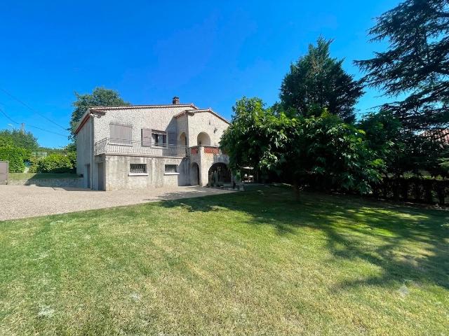 CENTRE SALAISE SUR SANNE 38150 MAISON SUR SOUS SOL COMPLET SUR 1100 M2 DE TERRAIN