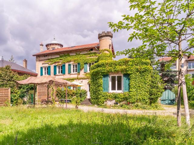 Centre Point du Jour – Maison 19ème avec jardin