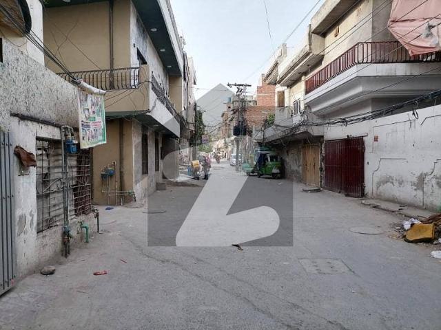 Center Portion Available For Rent At Neelam Block Allama Iqbal Town Lahore