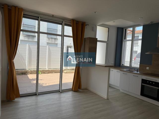centre ville appartement 29.41 m² comprenant.