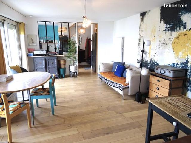 Centre ville: appartement avec grande terrasse de 34 m2