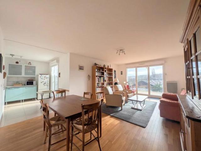 CENTRE VILLE ASCENSEUR 92 m²