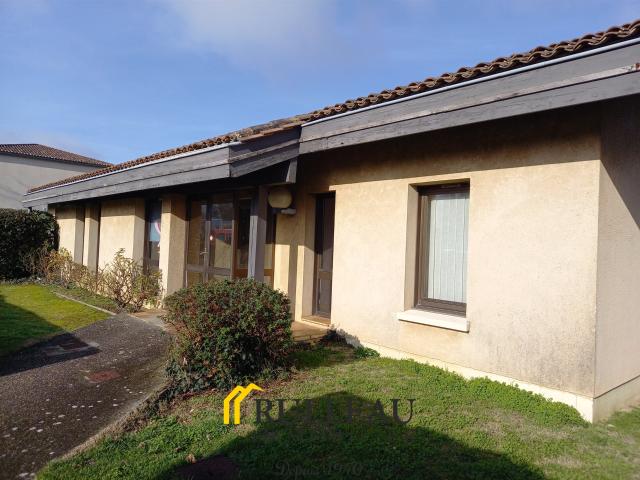Centre Ville Blaye 195m² Blaye