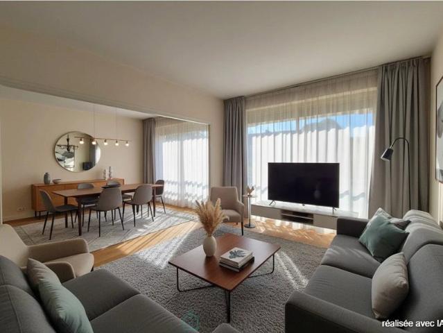Centre ville de Blois: appartement 80 m² + place de parking + cave