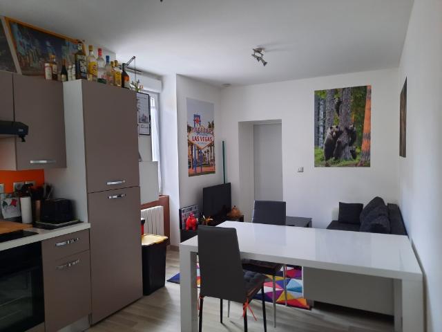 Centre ville de L'arbresle, appartement de type 2
