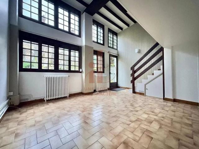 CENTRE VILLE FONTAINEBLEAU APPARTEMENT T2