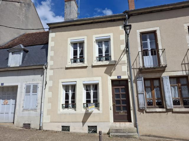 Centre ville La Charité sur Loire, proche gare