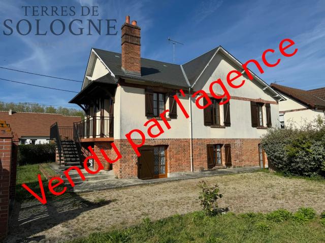 Centre ville Lamotte Beuvron maison 77 m²