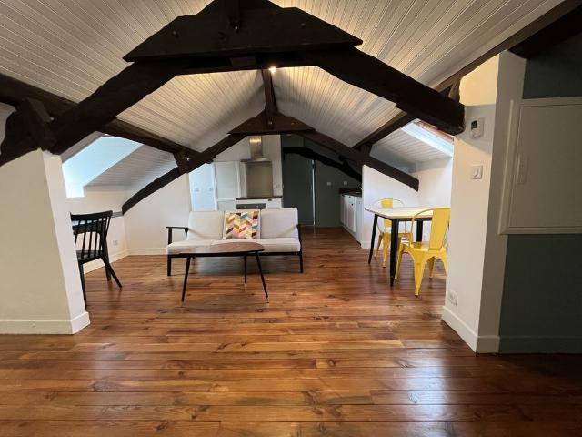 CENTRE VILLE MARCADIEU APPARTEMENT MEUBLÉ TYPE 2 32 m2