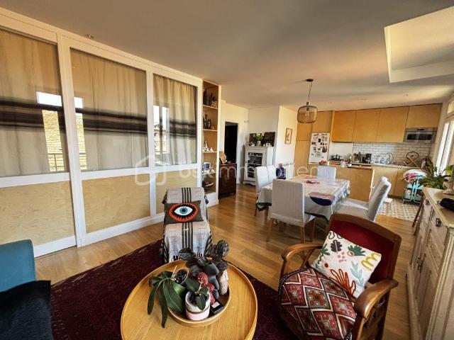 Investissement idéal au cœur de Sète Appartement T4 + studio possibilité de dissocier