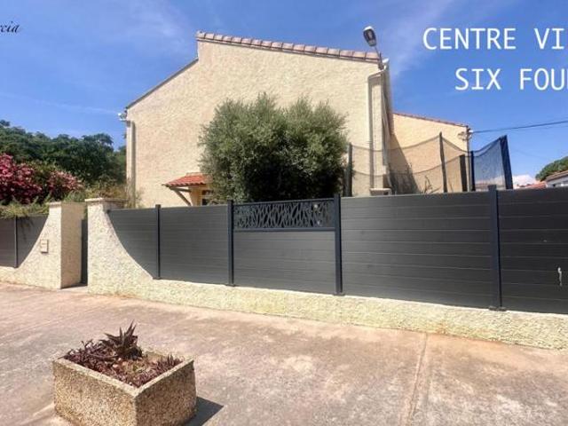 CENTRE VILLE SIX FOURS LES PLAGES MAISON DE TYPE 4 GARAGE TERRAIN 260 M²