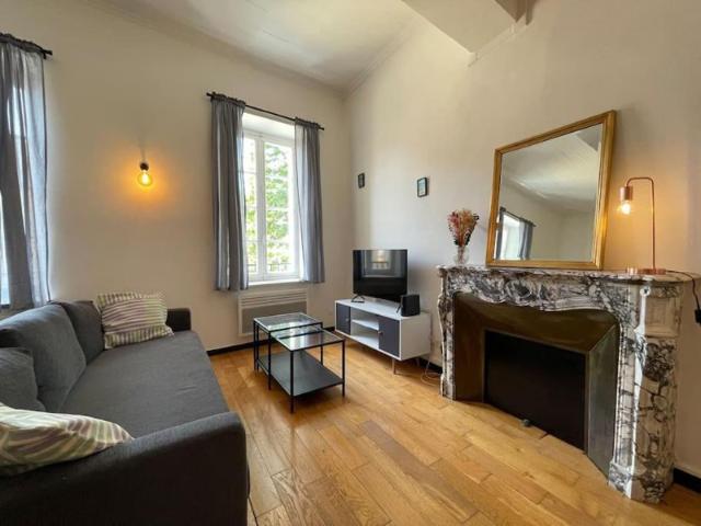 CENTRE VILLE T2 MEUBLE 52,74 M2