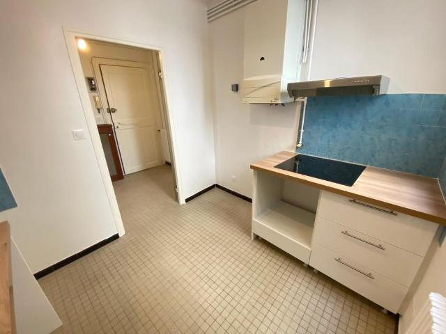Centre Ville T3 52.94 m²