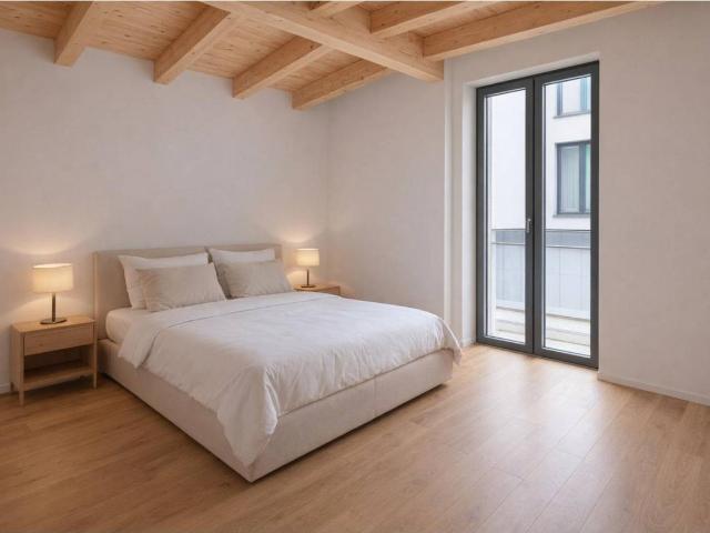 céntrica casa con jardín