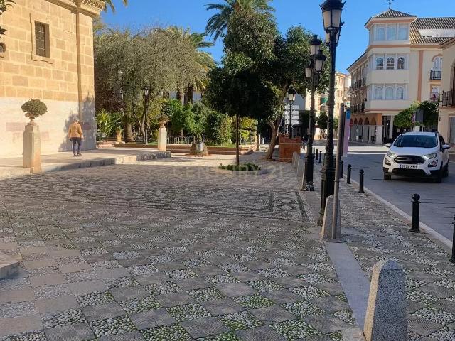 Céntrico local comercial en Campillos, Málaga