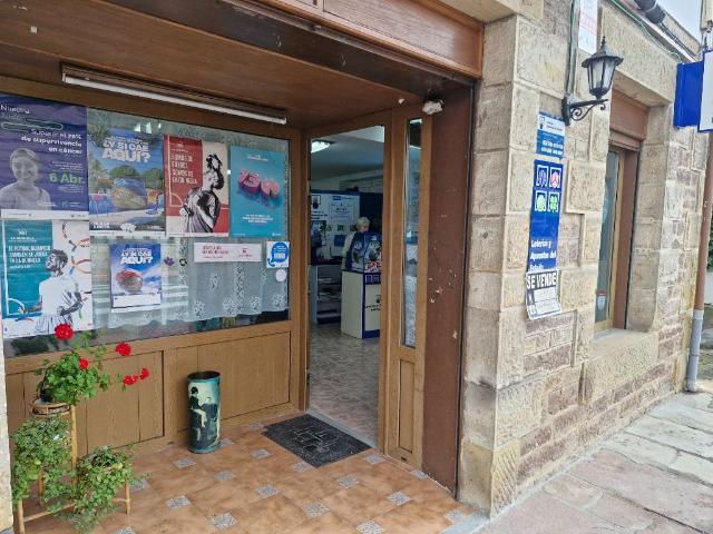Céntrico local comercial en Molledo – Cantabria