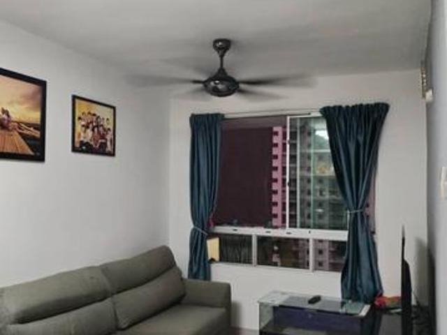 Centrio Avenue gelugor 700SF Fully RenoFurnished 1Covered Carpark