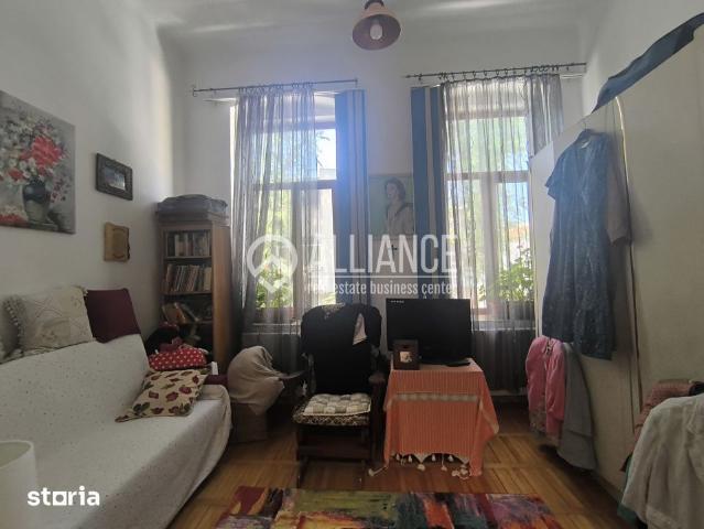 CENTRU VECHI COD03 Apartament boem cu terasa si balcon !