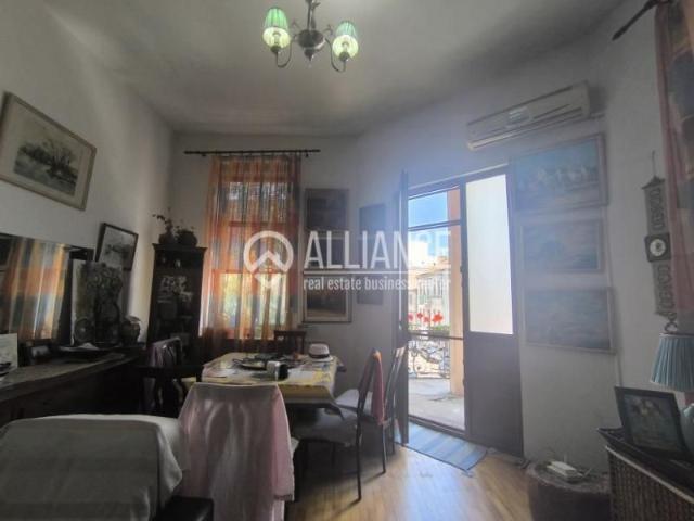 CENTRU VECHI COD03 Apartament boem cu terasa si balcon !