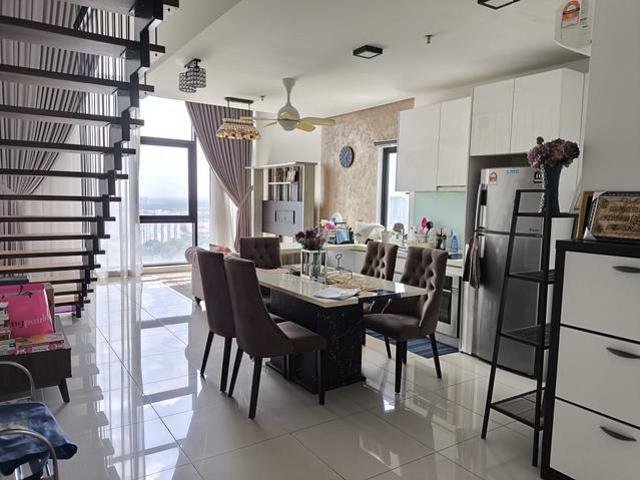 Centrus Soho near Dpulze Fully Furnished Third Avenue