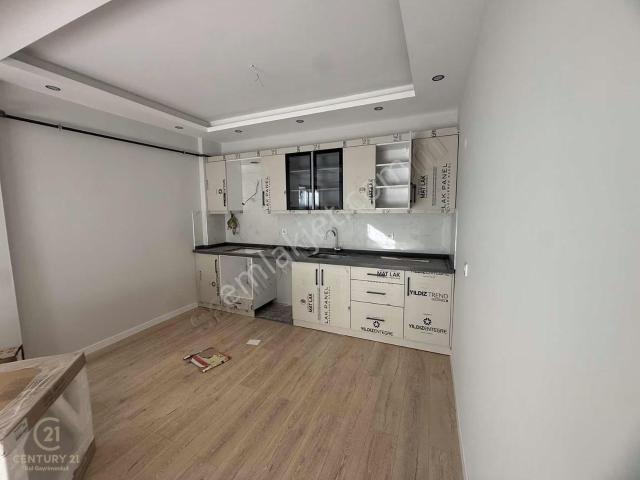 Century21 Bal Dan 2. Sakarya Mah Satılık 2+0 Daire