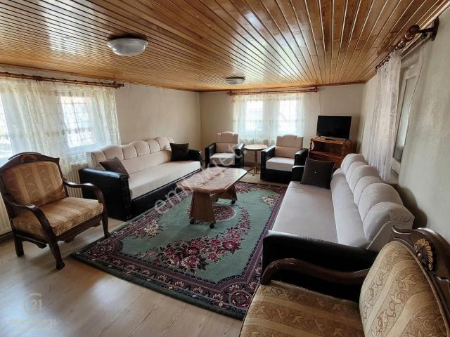 Century21 Bal'dan Plevne'de Eşyalı Kiralık Daire