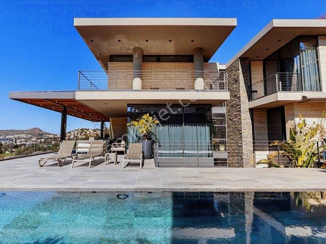Century21'den Yalıkavak Marinaya Yakın, Superlux Kiralık Villa