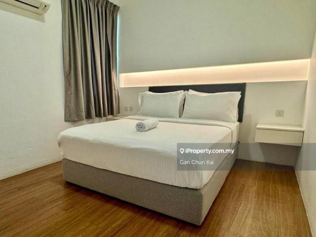 Century Bay Apartment, Gelugor