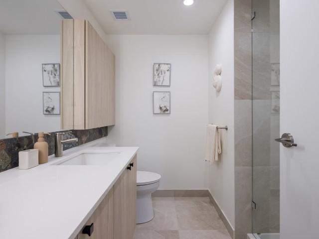 Century 1 Bedroom Apartment for Rent at 250 East 15th St, North Vancouver, BC V7L None Central Lonsdale