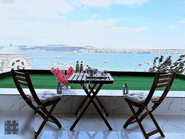 Century 21 Momentum'dan Boğaz Manzaralı Harika 2+1 Airbnb