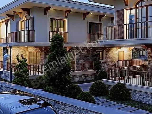 Century 21'den Perşembe'nin Özel Konumunda Villalar!